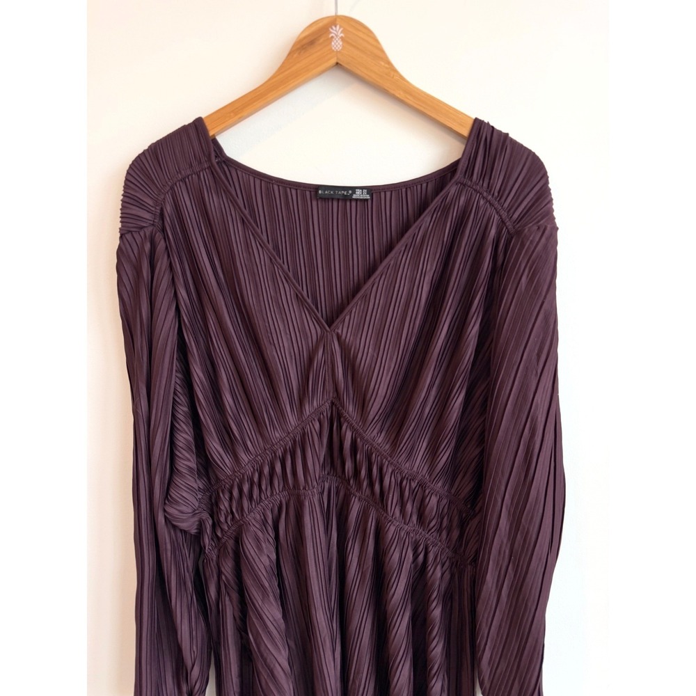 Women's Plum Pleated V Neck Mini Dress Dark Romantic Boho Ethereal - Picture 4 of 12